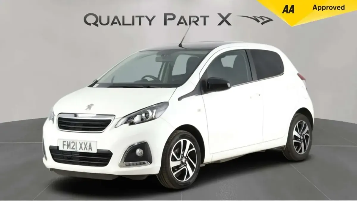 Begagnad Peugeot 108 Allure 72 HK (52 kW) 2021 Vit Halvkombi