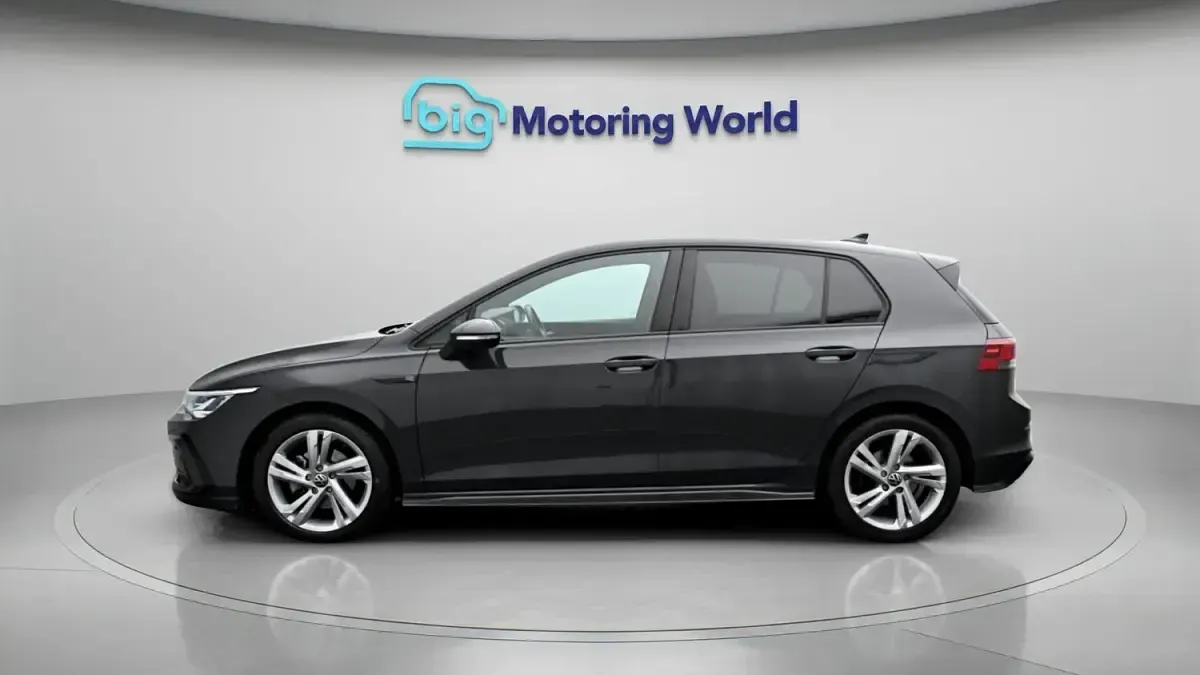 Used VW Golf VIII R-line 150 HP (110 kW) 2022 Grey Hatchback