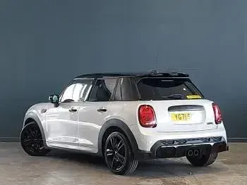 Used Mini Cooper S Sport 178 HP (130 kW) 2021 Silver Hatchback