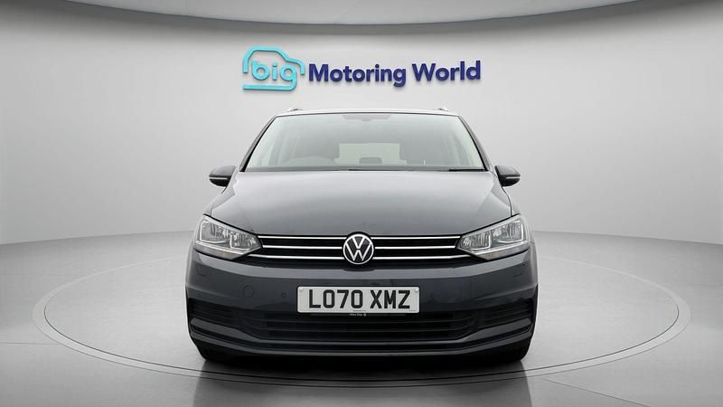 Used VW Touran Family 150 HP (110 kW) 2021 Grey MPV