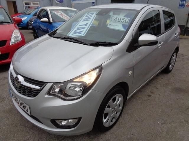 Used Vauxhall Viva 75 HP (55 kW) 2016 Silver Hatchback