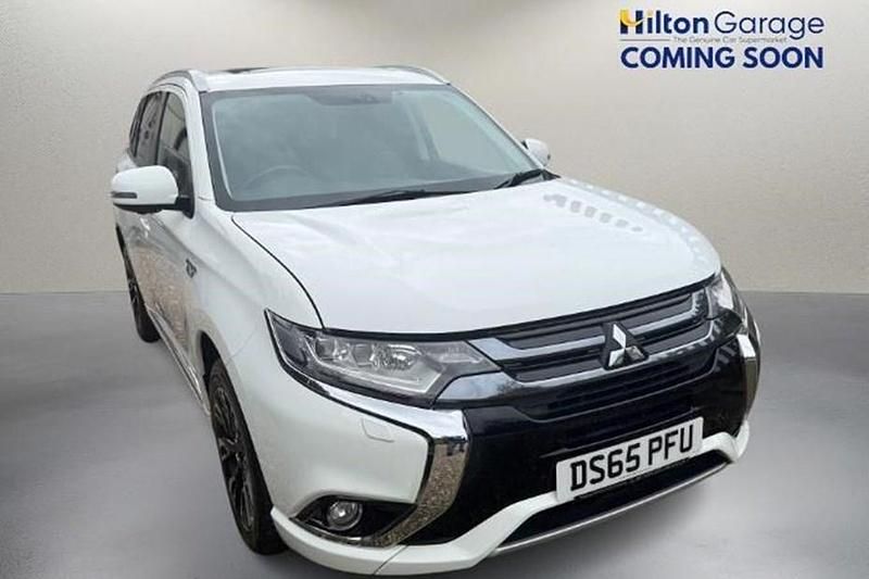 Used 2016 Mitsubishi Outlander P-HEV | £11,150 (Fair price) - Image 1/1