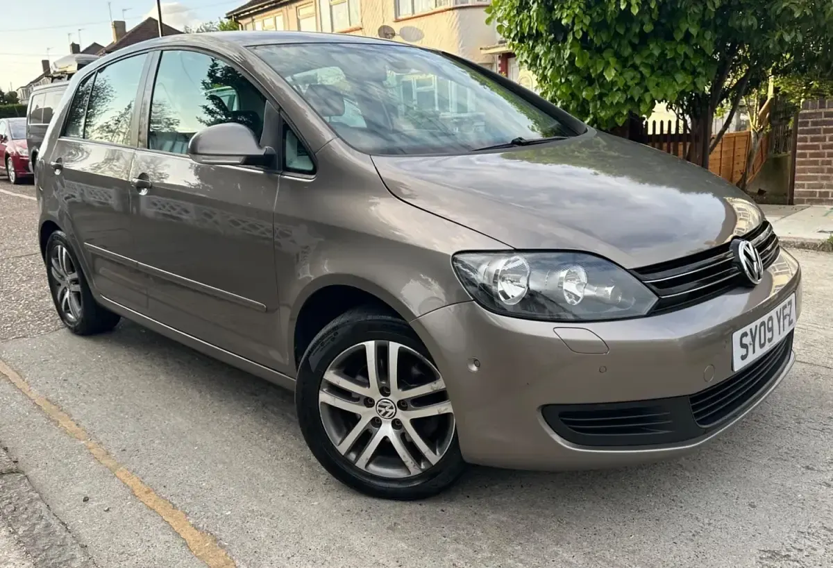 Usado VW Golf VI SE 2009 Castanho Citadino