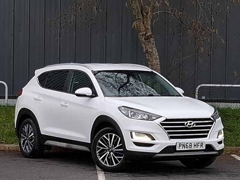 Used Hyundai Tucson Premium 115 HP (84 kW) 2018 White SUV