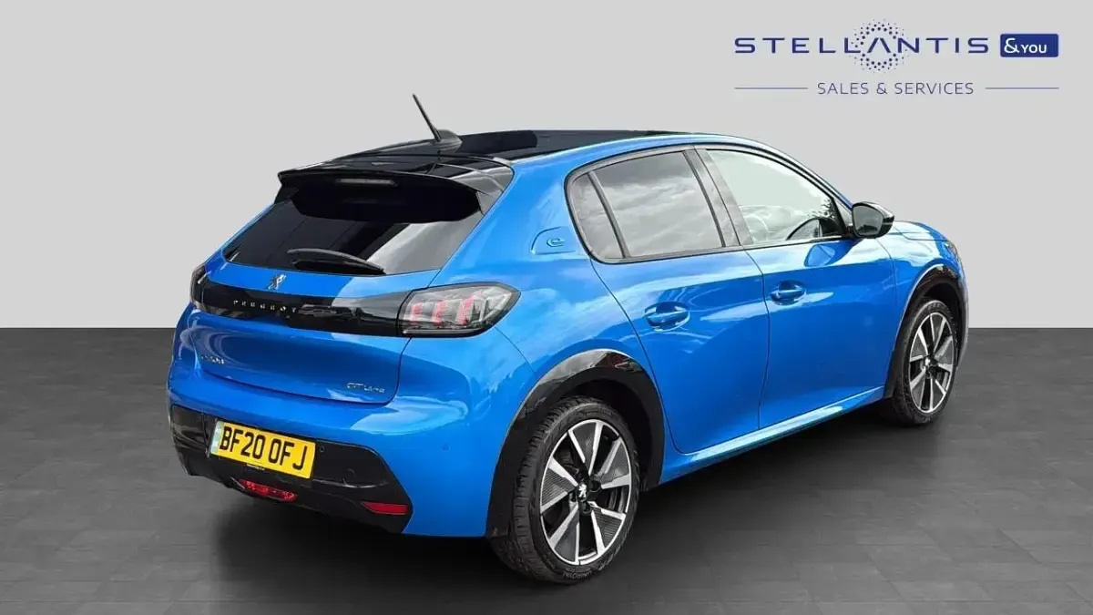 Used Peugeot e-208 GT-line 98 kW (134 HP) 2020 Blue Hatchback