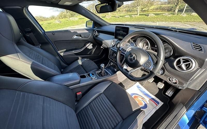 Used Mercedes GLA200 AMG line 156 HP (114 kW) 2016 Blue SUV