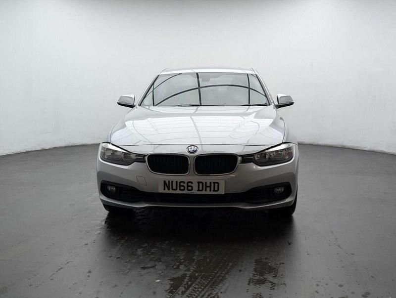 Used BMW 320 Comfort Edition 184 HP (135 kW) 2016 Silver Sedan