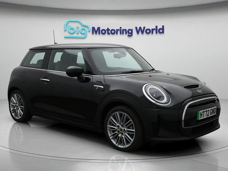 Black Used 2023 Mini Cooper S Hatch Hatchback | £15,800 (Good price) - Image 1/4