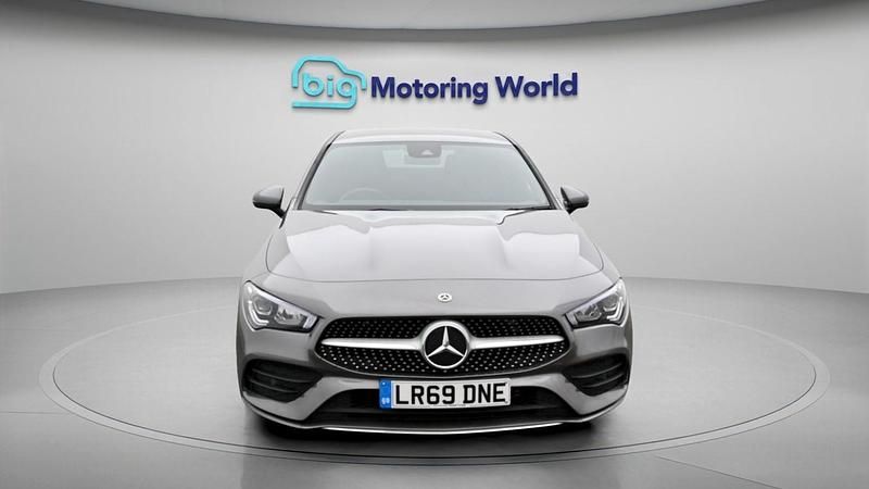 Begagnad Mercedes CLA200 AMG line 161 HK (118 kW) 2019 Grå Sportkupé