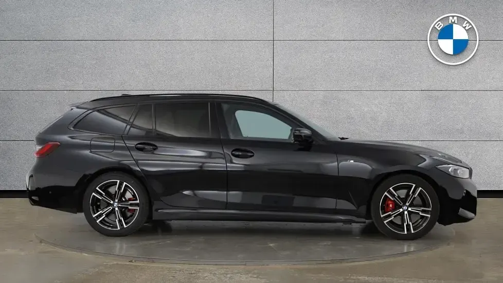 Used BMW 320 M Sport 181 HP (133 kW) 2025 Black Estate