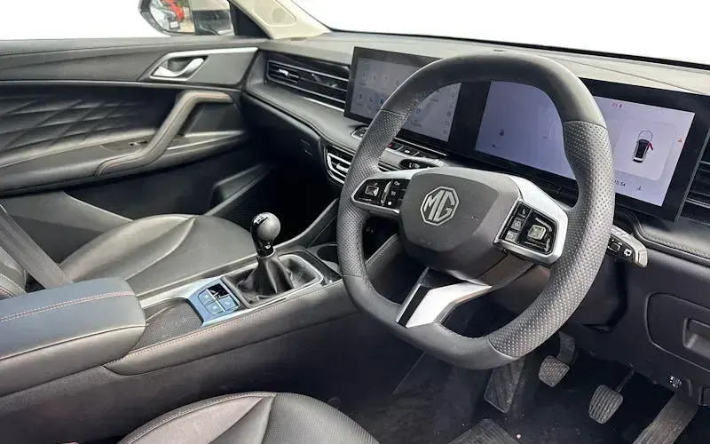 Used MG HS Trophy 170 HP (125 kW) 2024 Silver SUV