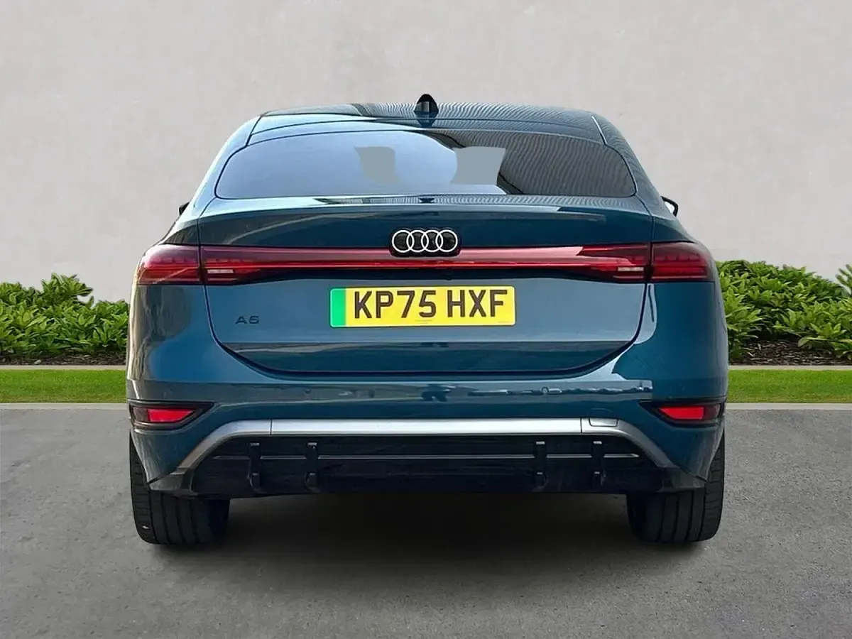 New Audi A6 e-tron S-Line 269 kW (367 HP) 2025 Blue Hatchback