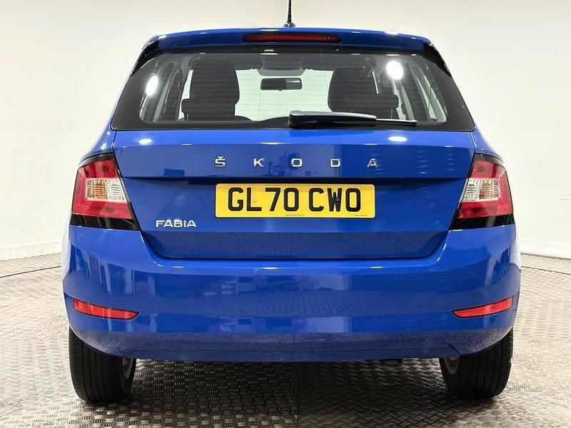 Used Skoda Fabia SE 60 HP (44 kW) 2020 Blue Hatchback