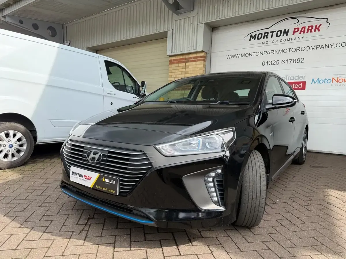 Used Hyundai Ioniq SE 141 HP (103 kW) 2019 Black Hatchback