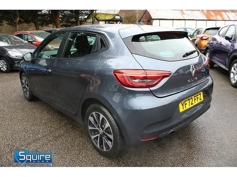 Used Renault Clio V Evolution 90 HP (66 kW) 2022 Grey Hatchback