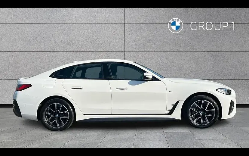 Used BMW i4 M Sport 246 kW (335 HP) 2022 White Sedan