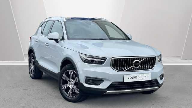 Used 2021 Volvo XC40 Inscription SUV | £25,795 (Fair price) - Image 1/3