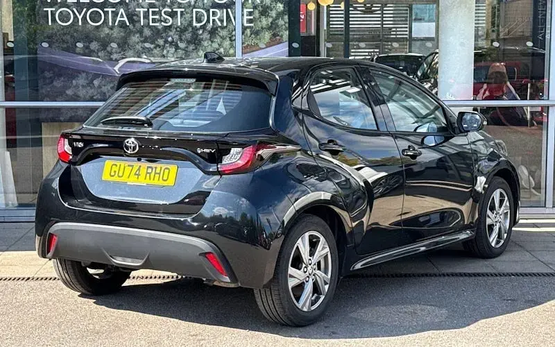 Used Toyota Yaris Hybrid 116 HP (85 kW) 2026 Hatchback