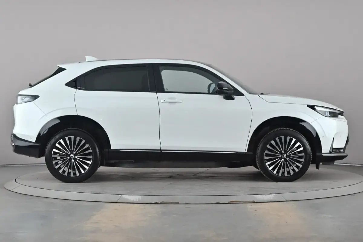 Used Honda e Advance 150 kW (204 HP) 2024 White Hatchback