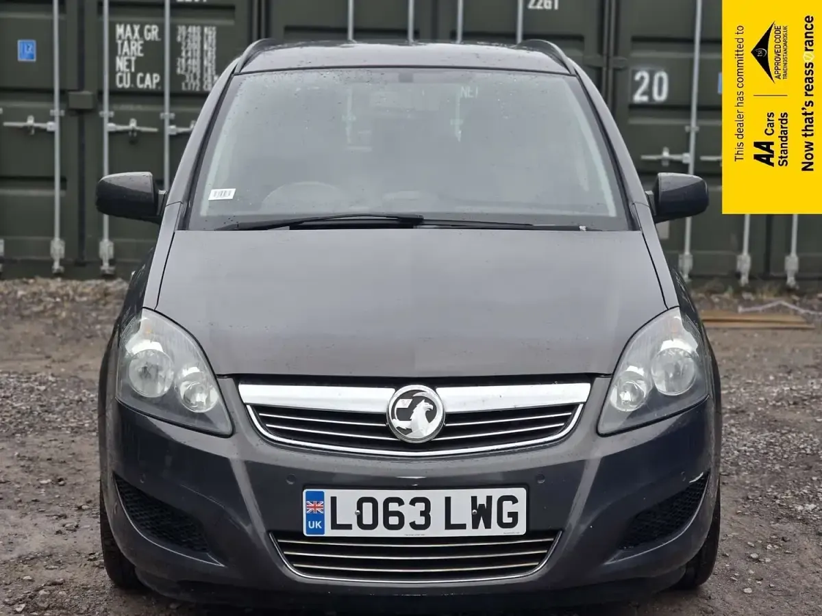Used Vauxhall Zafira 115 HP (84 kW) 2013 Grey MPV