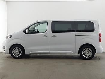 Used Toyota Proace Verso 140 HP (102 kW) 2023 White Estate