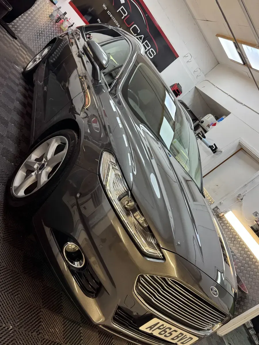 Used Ford Mondeo Titanium 180 HP (132 kW) 2015 Grey Estate