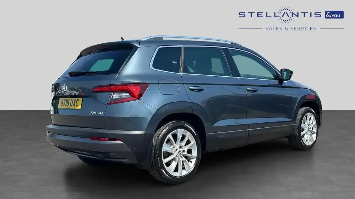 Used Skoda Karoq SE L 148 HP (108 kW) 2018 Grey SUV