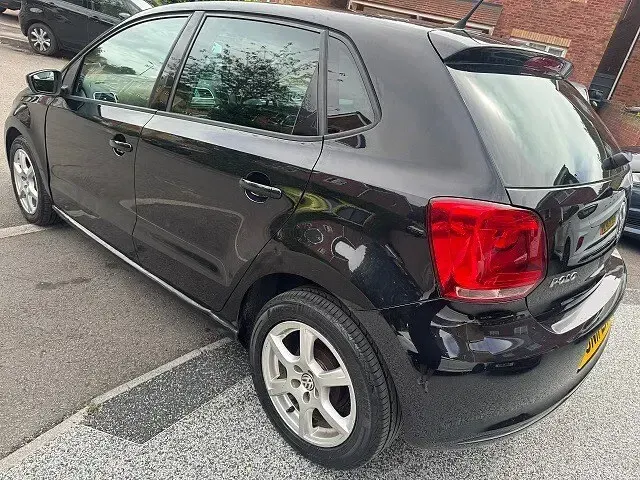 Used VW Polo 69 HP (50 kW) 2011 Black Hatchback