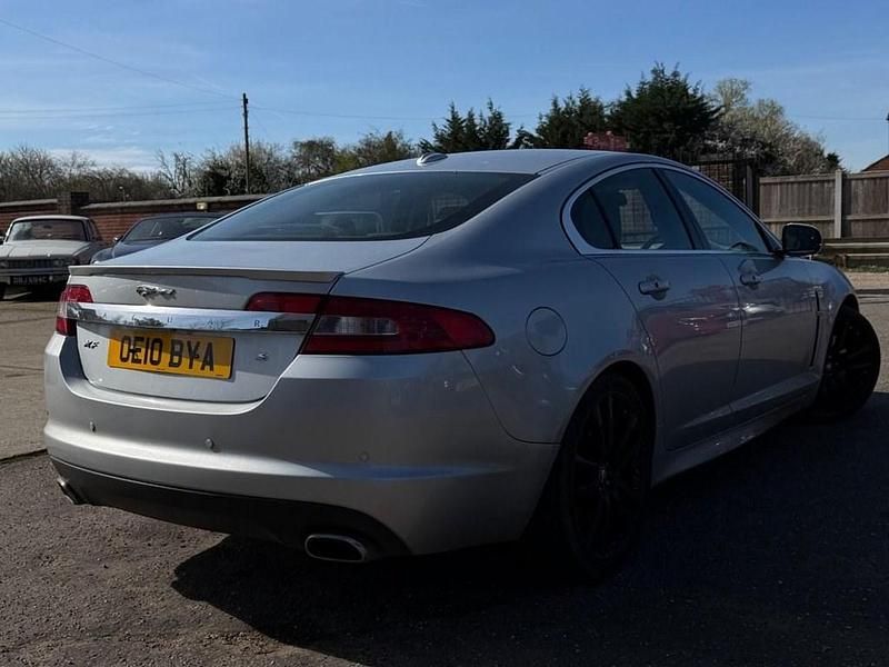 Used Jaguar XF Portfolio 275 HP (202 kW) 2010 Silver Sedan