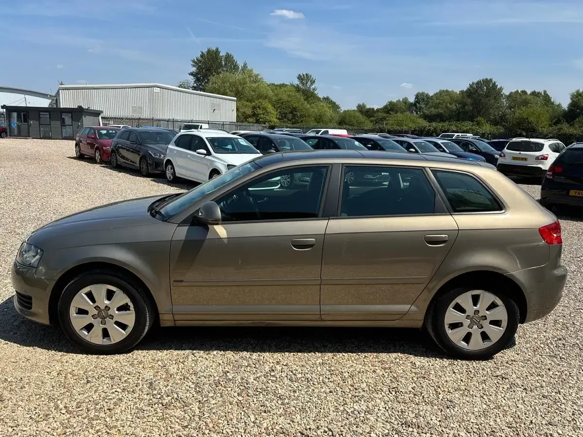Used Audi A3 102 HP (75 kW) 2009 Beige Hatchback