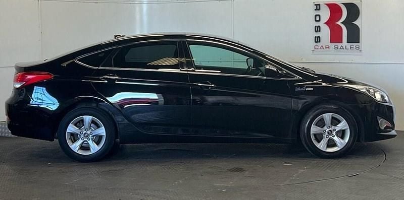 Used Hyundai i40 Style 136 HP (100 kW) 2013 Black Sedan