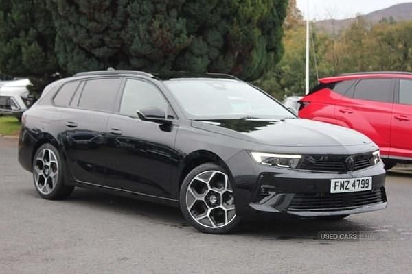 New Vauxhall Astra Ultimate 130 HP (95 kW) 2025 Black Estate