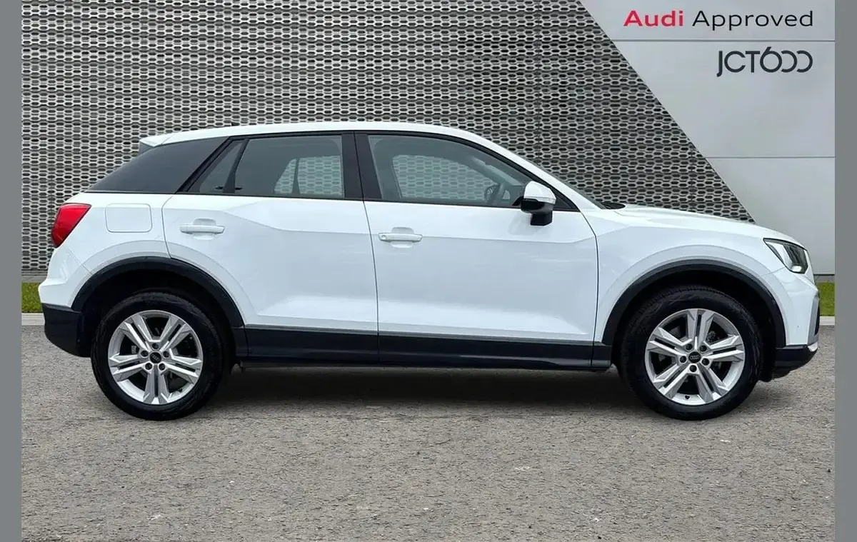 Used Audi Q2 Sport 147 HP (108 kW) 2025 White SUV