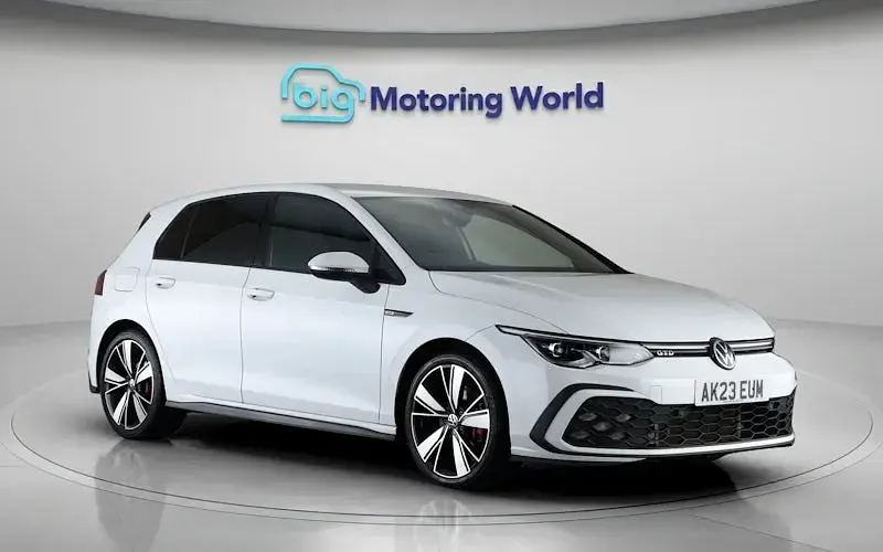 Second-hand VW Golf VIII GTD 200 CP (147 kW) 2023 Alb Hatchback