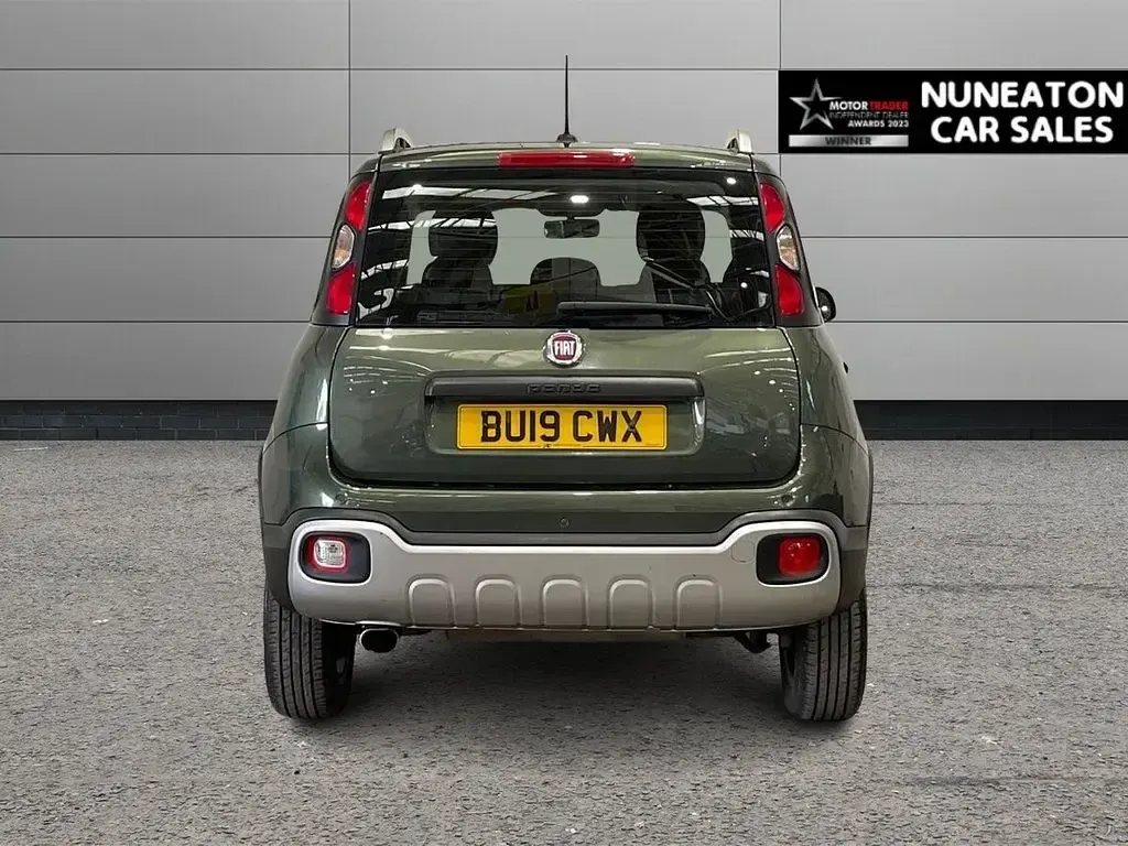 Used Fiat Panda Cross Cross 90 HP (66 kW) 2019 Green Hatchback