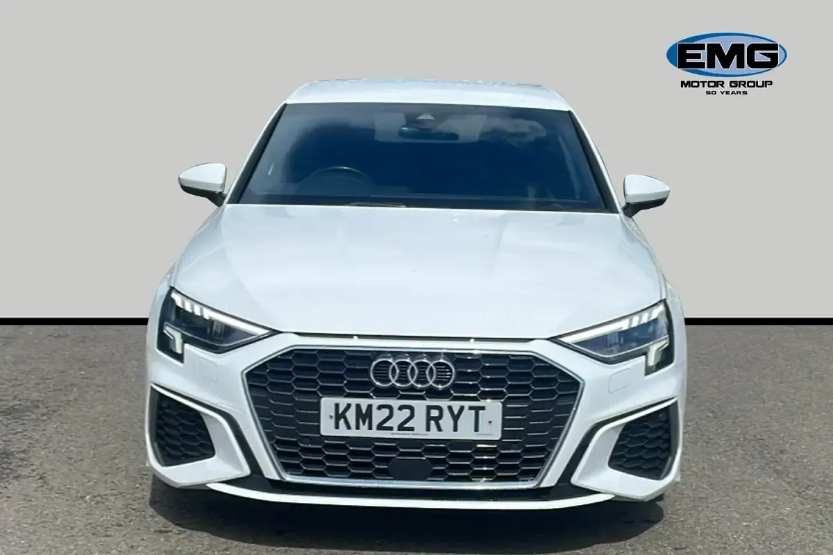 Used Audi A3 Sportback S-Line 150 HP (110 kW) 2022 White Hatchback