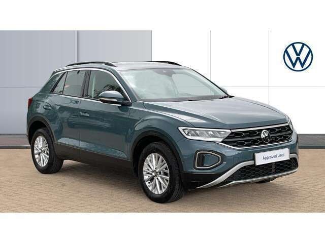 Blue Used 2023 VW T-Roc Life SUV | £19,808 (Fair price) - Image 1/4