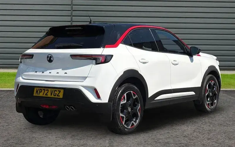 Used Vauxhall Mokka GS Line 131 HP (96 kW) 2022 White SUV