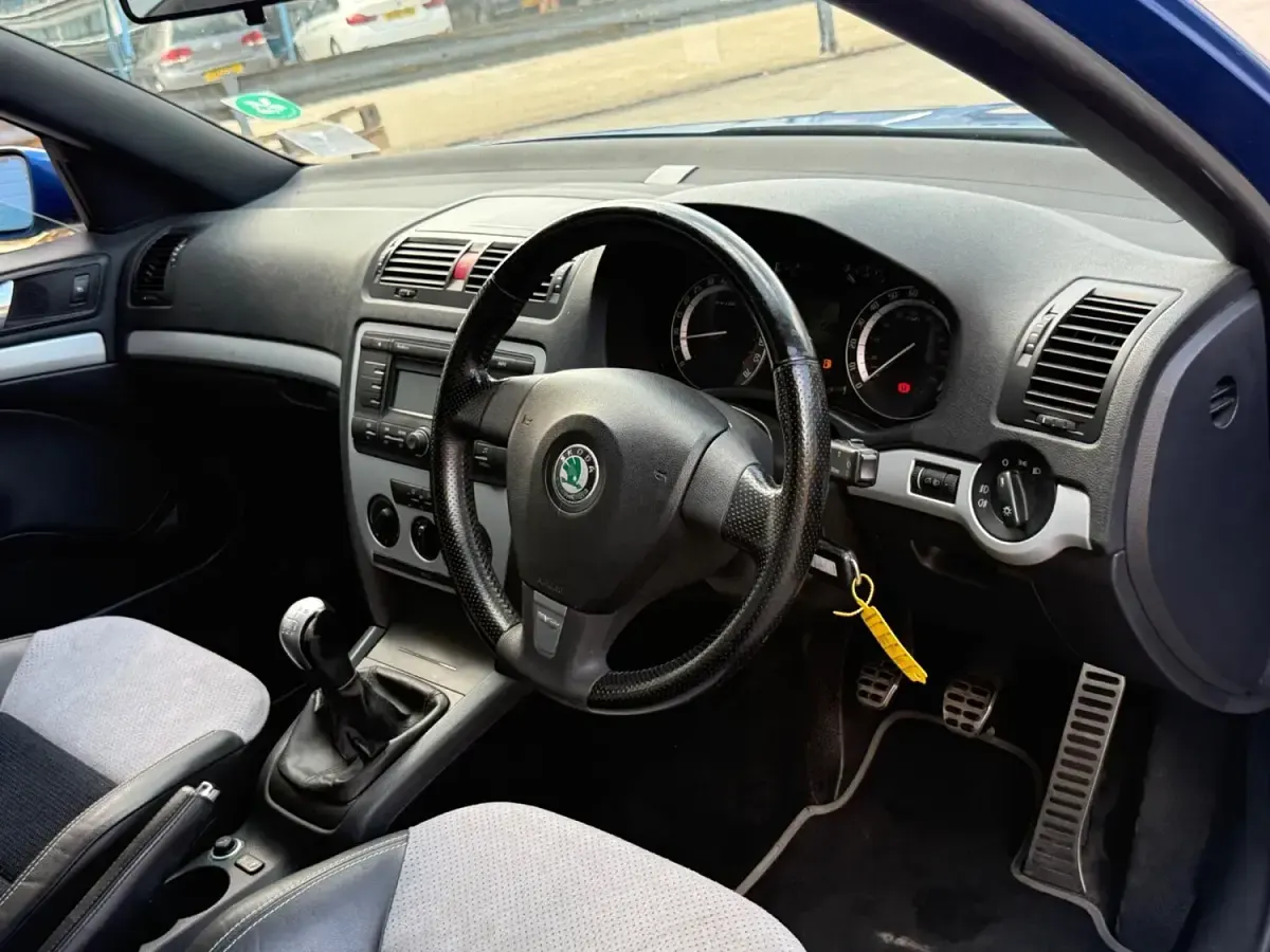 Used Skoda Octavia vRS 150 HP (110 kW) 2007 Blue Hatchback