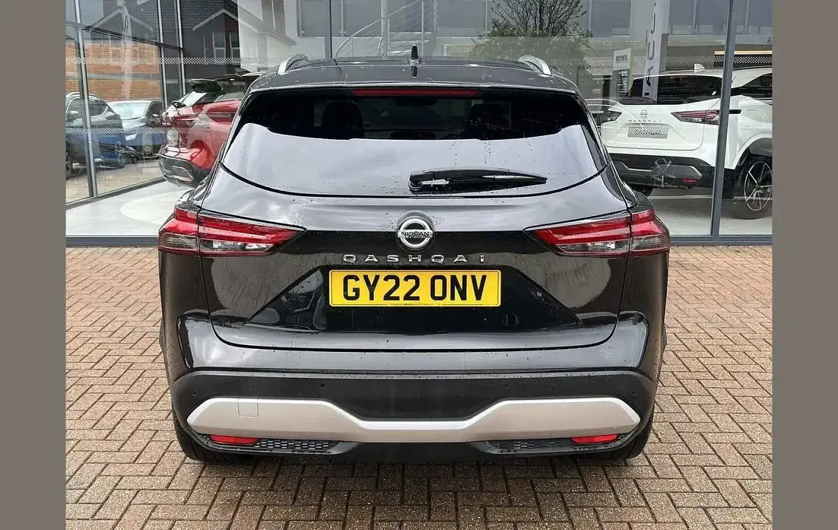 Used Nissan Qashqai Tekna 138 HP (101 kW) 2022 Black SUV