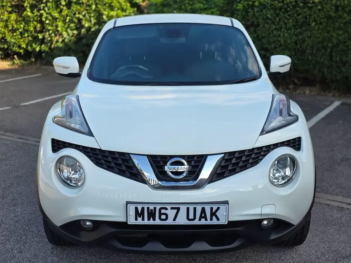 Used Nissan Juke N-Connecta 117 HP (86 kW) 2017 White SUV