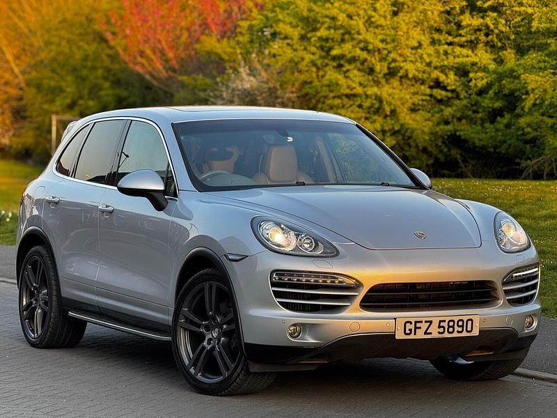 Silver Used 2011 Porsche Cayenne SUV | £12,990 (Good price) - Image 1/4