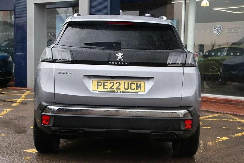 Used Peugeot 3008 Allure Premium 131 HP (96 kW) 2022 Grey SUV