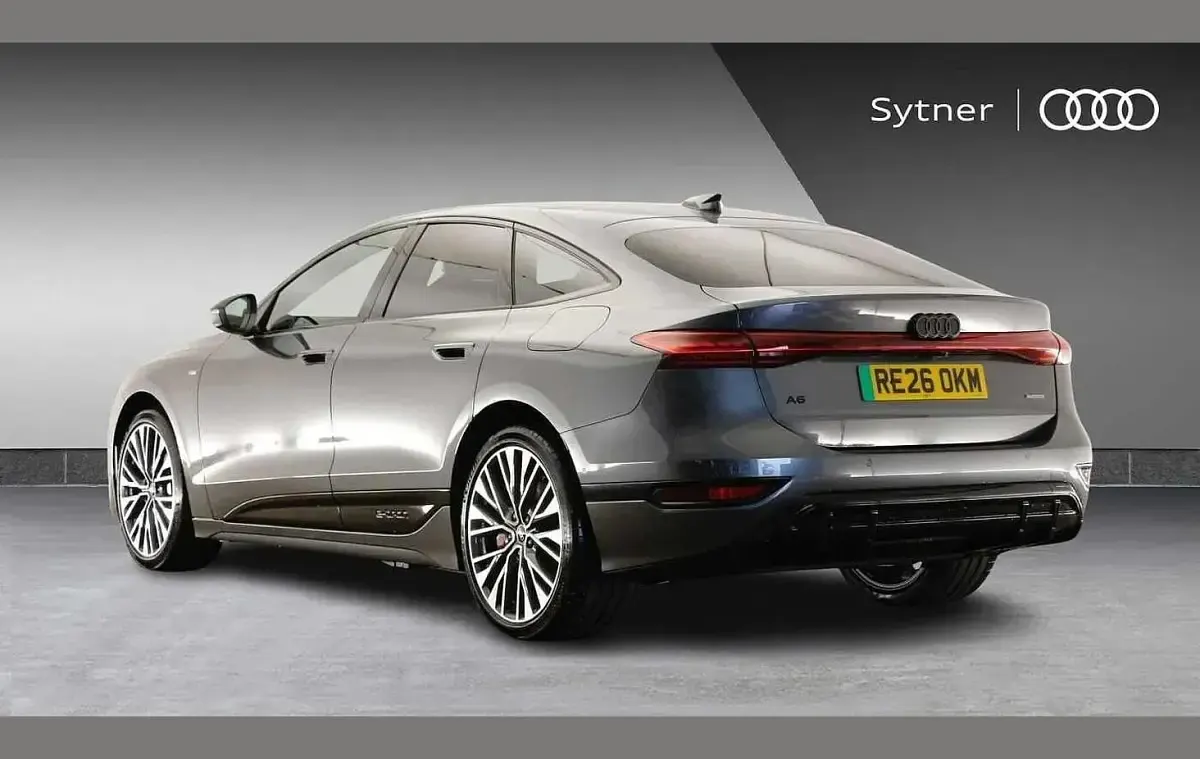Begagnad Audi A6 e-tron Comfort 314 kW (428 HK) 2026 Grå Halvkombi