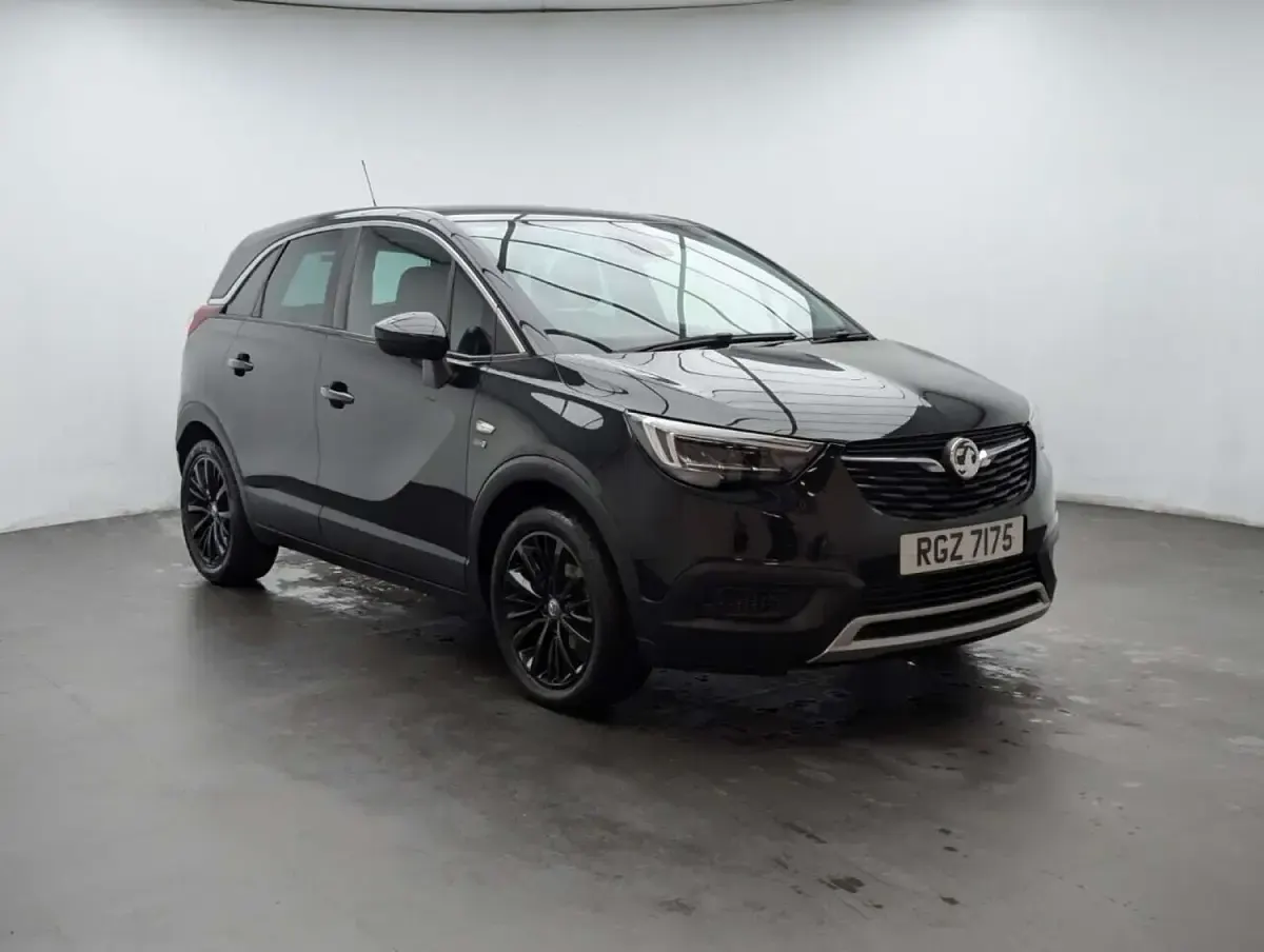 Used Vauxhall Crossland X S 83 HP (61 kW) 2020 Black SUV