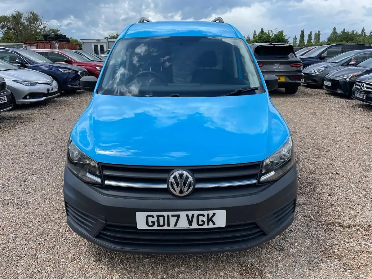 Used VW Caddy Startline 102 HP (75 kW) 2017 Blue MPV
