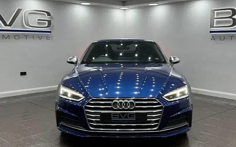 Used Audi A5 S-Line 190 HP (139 kW) 2017 Blue Coupe