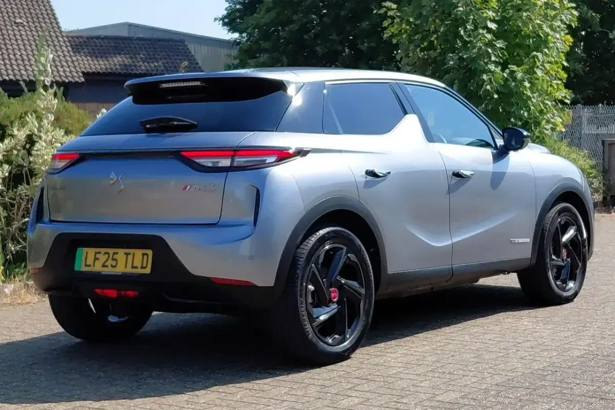New DS Automobiles DS3 Crossback E-Tense Performance Line Plus 98 kW (134 HP) 2025 Grey SUV