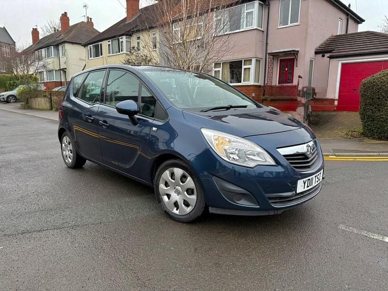Used Vauxhall Meriva 100 HP (73 kW) 2011 Blue MPV