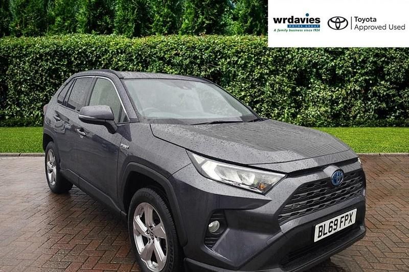 Used 2019 Toyota RAV4 Hybrid Design SUV | £23,495 (Fair price) - Image 1/1